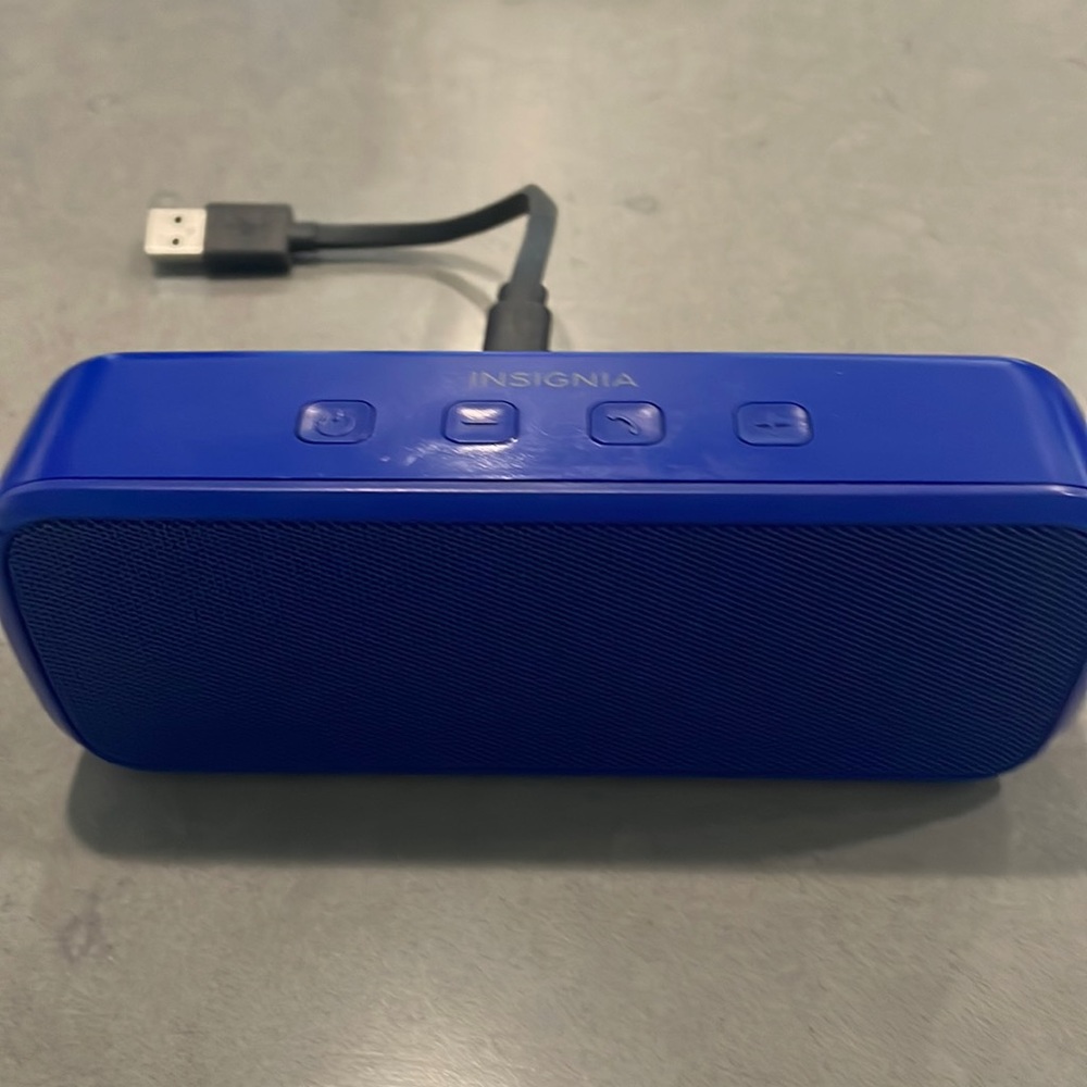 Insignia Bluetooth Speaker